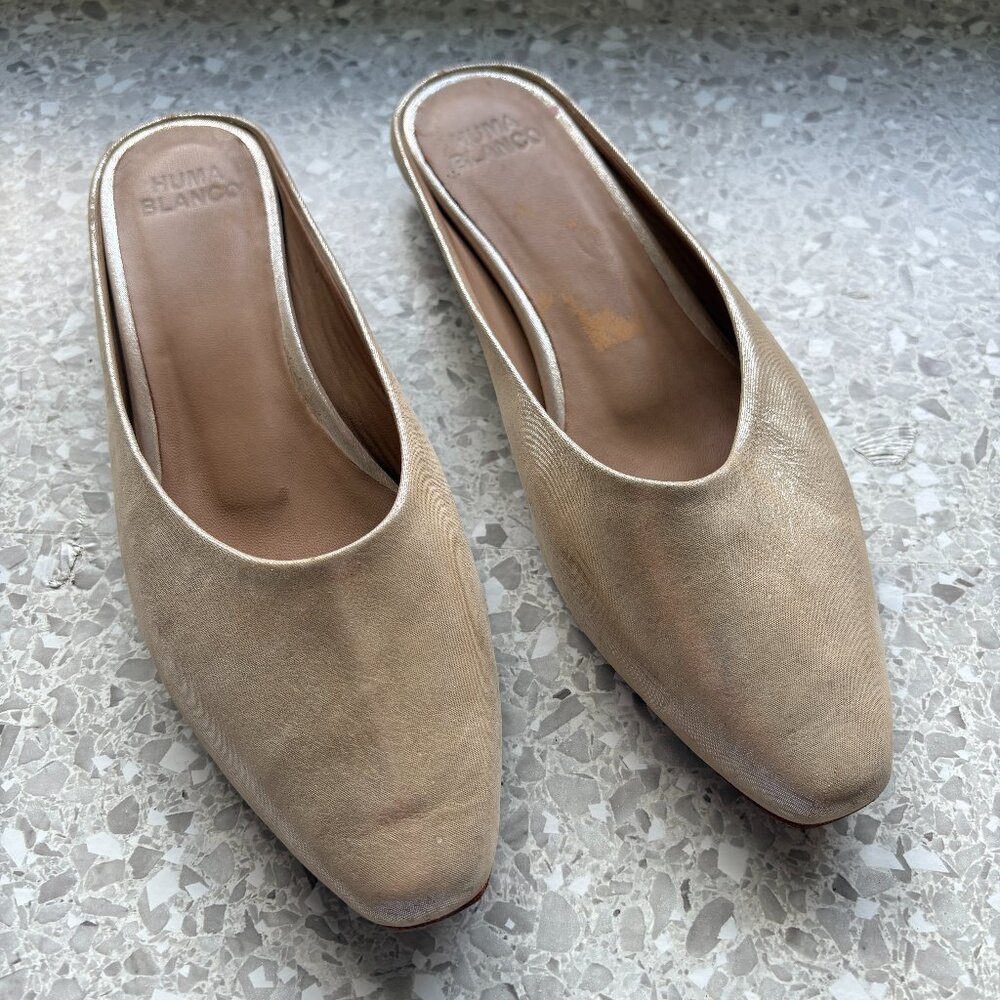 Huma Blanco Gold Pearl Shimmer Roma Mules 37
